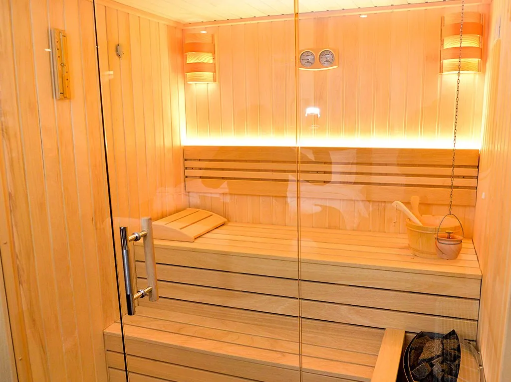 Sauna od prirodnog bora
